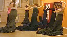 Bata de cola Flamenco