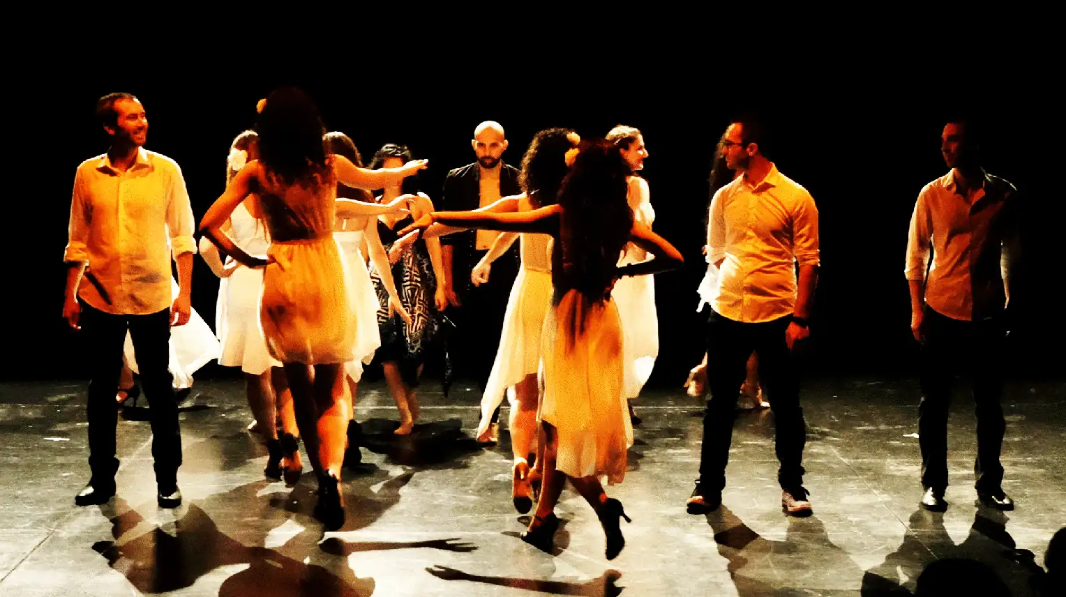 Corsi danza ballo e movimento zona Loreto